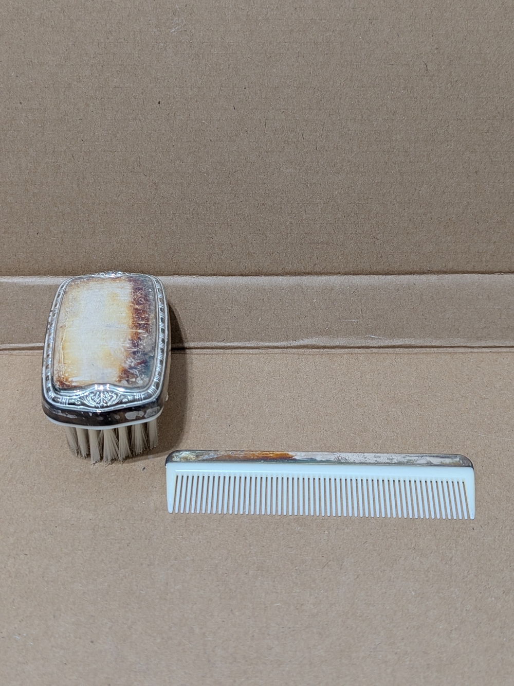VTG Silverplated Comb and Brush Vanity Set Victorian Regency Made in Hong Kong